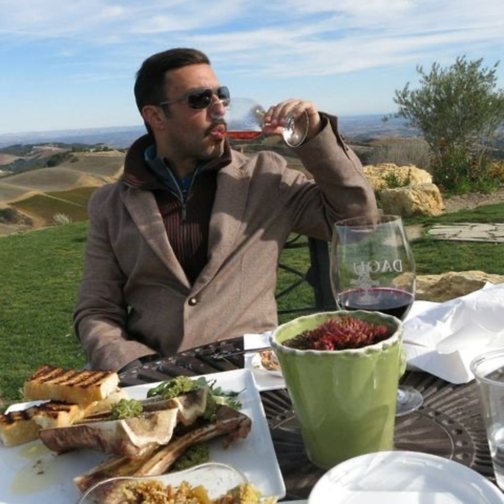 Meet your Posher, Tony